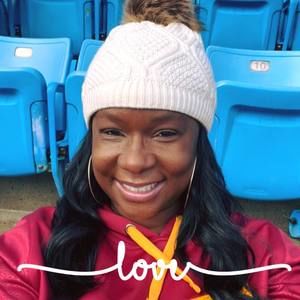 Meet your Posher, Lisa